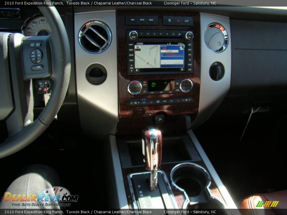 2010 Ford Expedition King Ranch Tuxedo Black / Chaparral Leather/Charcoal Black Photo #33