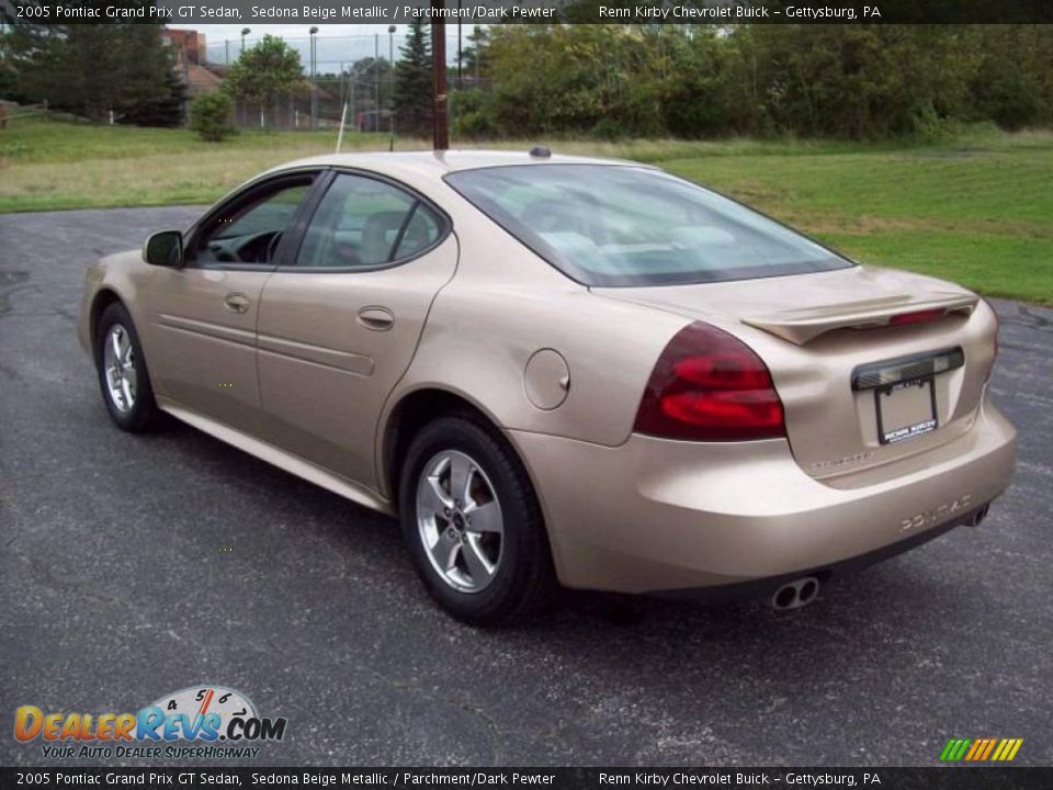 2005 Pontiac Grand Prix GT Sedan Sedona Beige Metallic / Parchment/Dark Pewter Photo #4