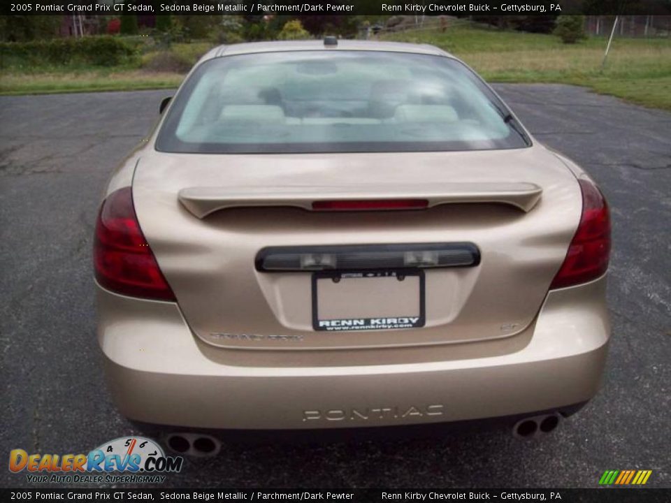 2005 Pontiac Grand Prix GT Sedan Sedona Beige Metallic / Parchment/Dark Pewter Photo #7