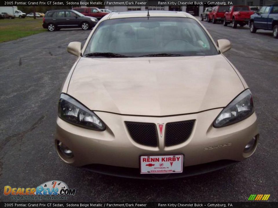 2005 Pontiac Grand Prix GT Sedan Sedona Beige Metallic / Parchment/Dark Pewter Photo #9