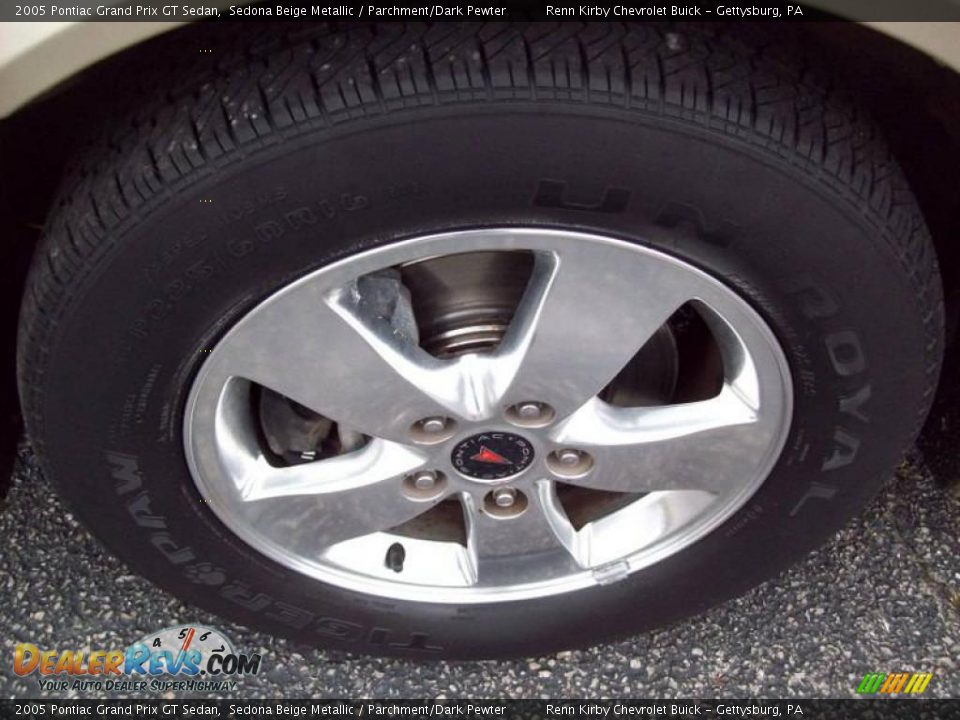 2005 Pontiac Grand Prix GT Sedan Sedona Beige Metallic / Parchment/Dark Pewter Photo #13