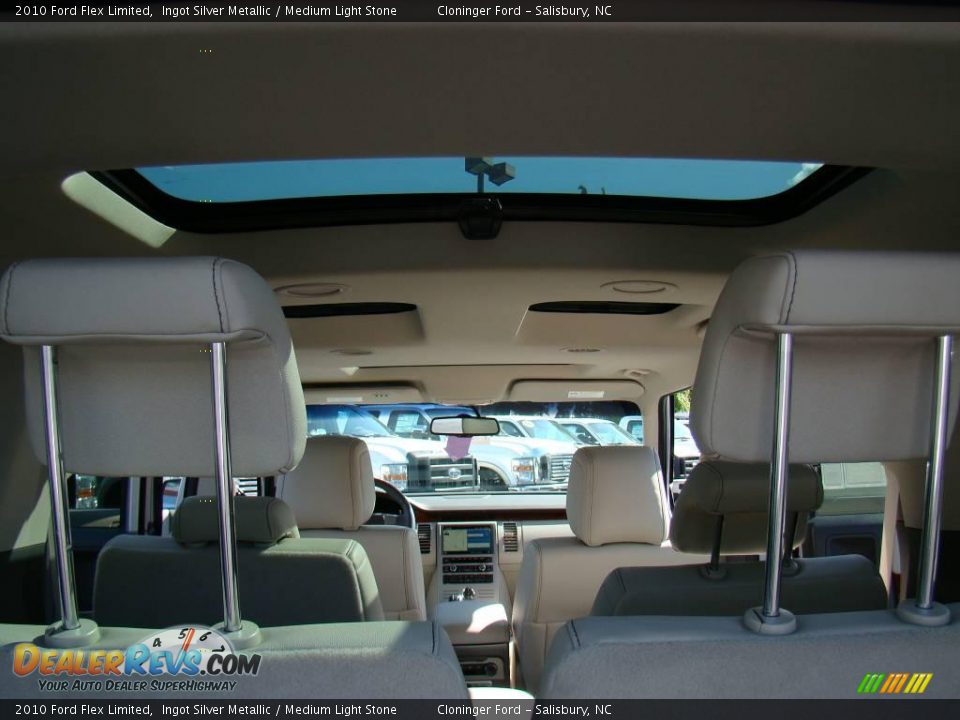 2010 Ford Flex Limited Ingot Silver Metallic / Medium Light Stone Photo #11