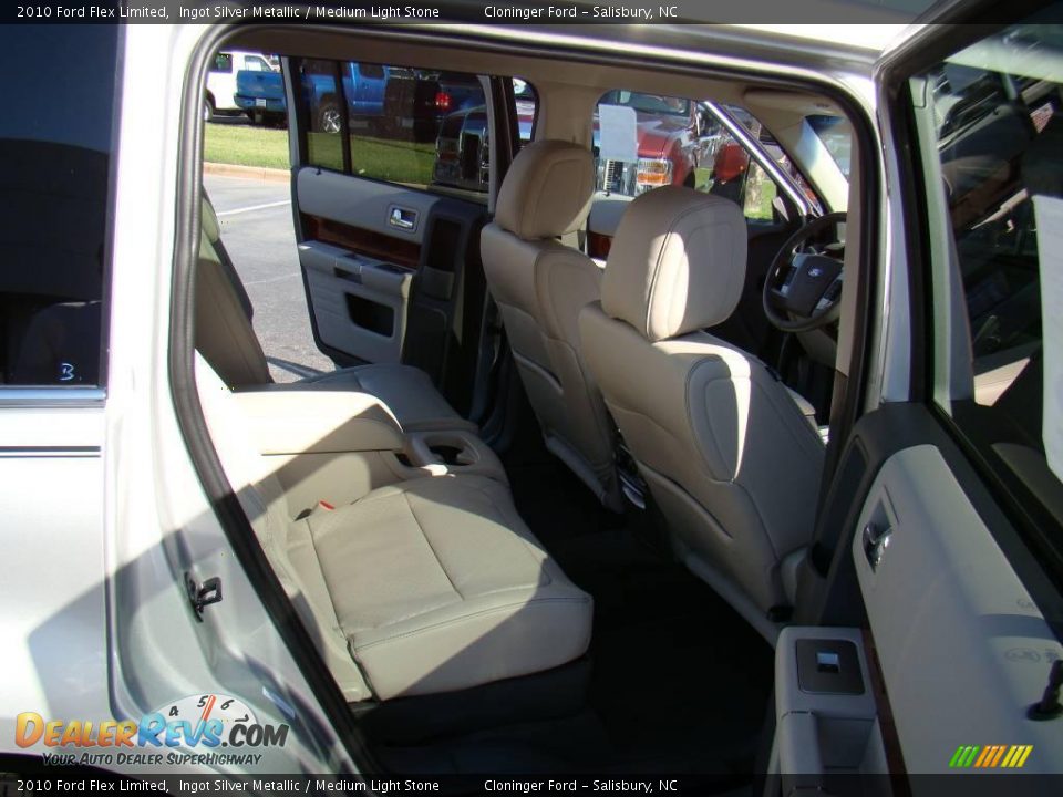 2010 Ford Flex Limited Ingot Silver Metallic / Medium Light Stone Photo #13