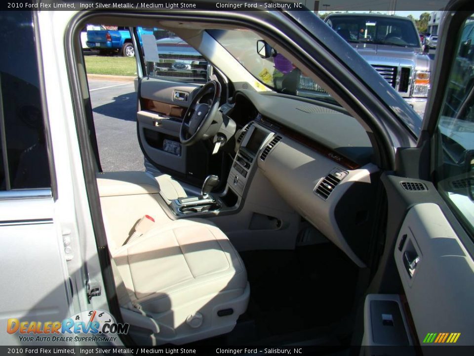 2010 Ford Flex Limited Ingot Silver Metallic / Medium Light Stone Photo #15