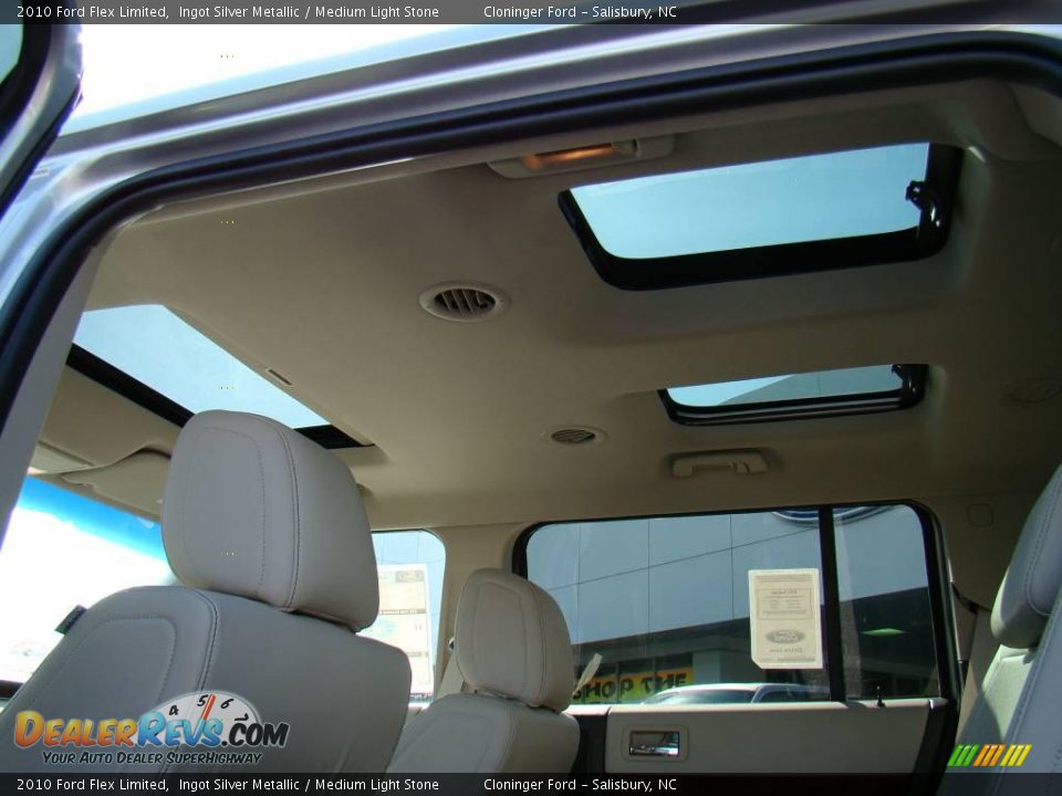 2010 Ford Flex Limited Ingot Silver Metallic / Medium Light Stone Photo #22