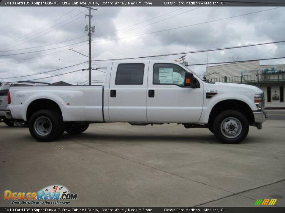 2010 Ford F350 Super Duty XLT Crew Cab 4x4 Dually Oxford White / Medium Stone Photo #4