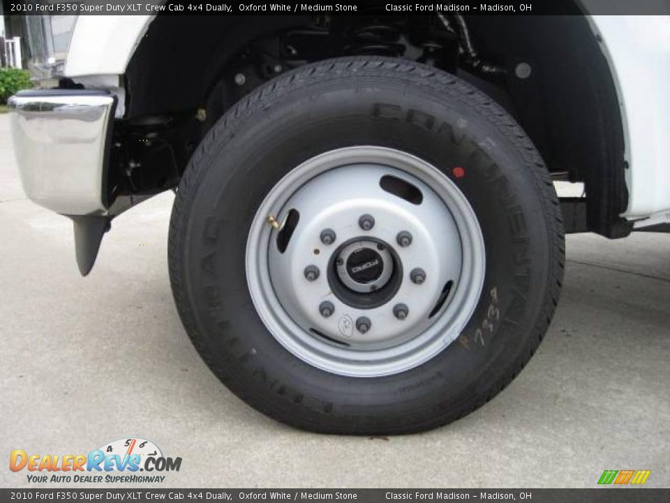 2010 Ford F350 Super Duty XLT Crew Cab 4x4 Dually Oxford White / Medium Stone Photo #6