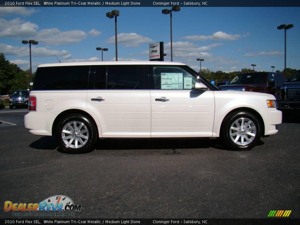 2010 Ford Flex SEL White Platinum Tri-Coat Metallic / Medium Light Stone Photo #2