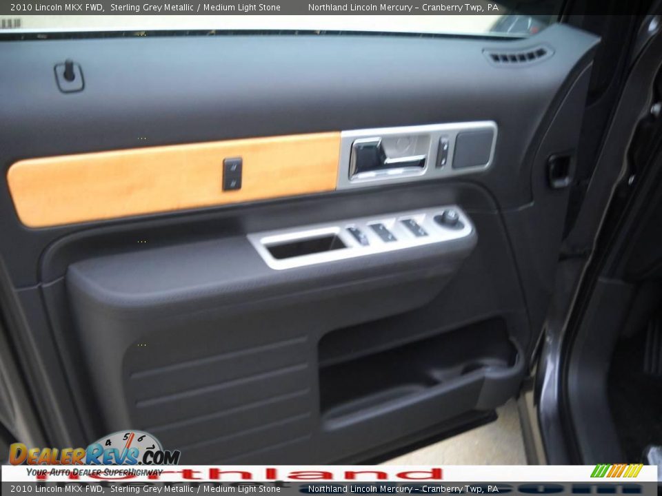 2010 Lincoln MKX FWD Sterling Grey Metallic / Medium Light Stone Photo #6