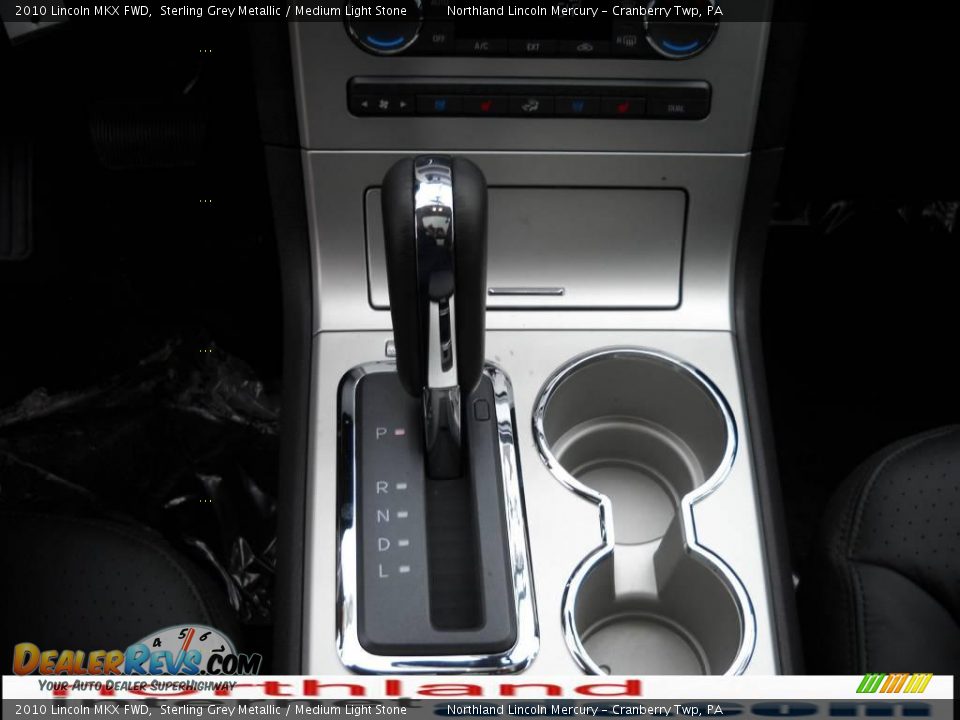 2010 Lincoln MKX FWD Sterling Grey Metallic / Medium Light Stone Photo #18