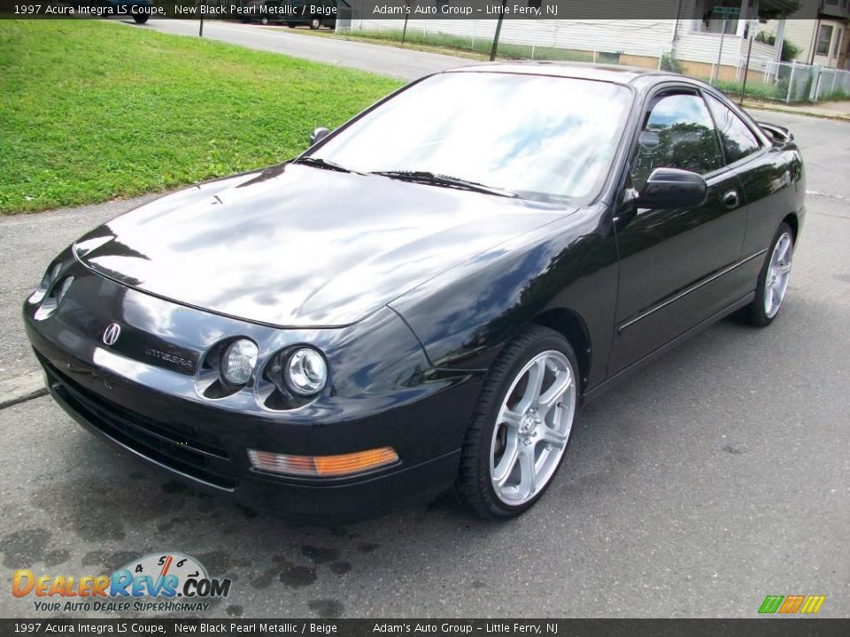 1997 Acura Integra LS Coupe New Black Pearl Metallic / Beige Photo #1