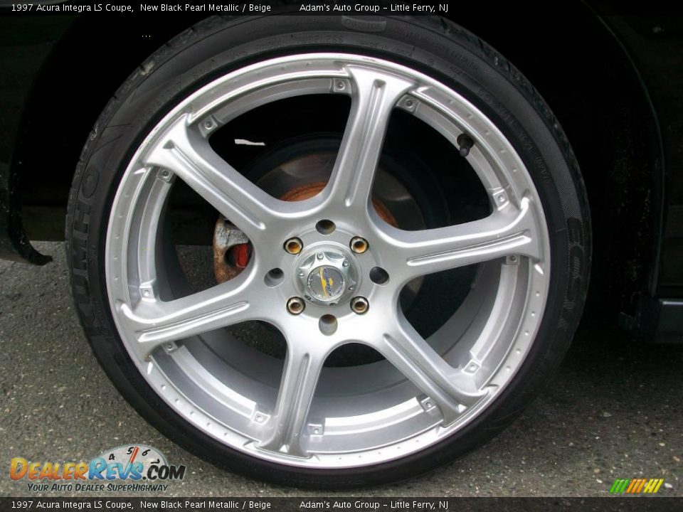 1997 Acura Integra LS Coupe New Black Pearl Metallic / Beige Photo #7