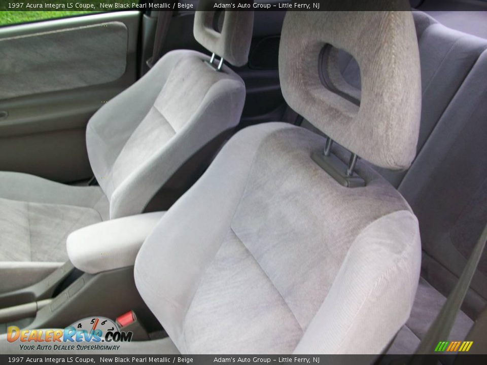 1997 Acura Integra LS Coupe New Black Pearl Metallic / Beige Photo #14