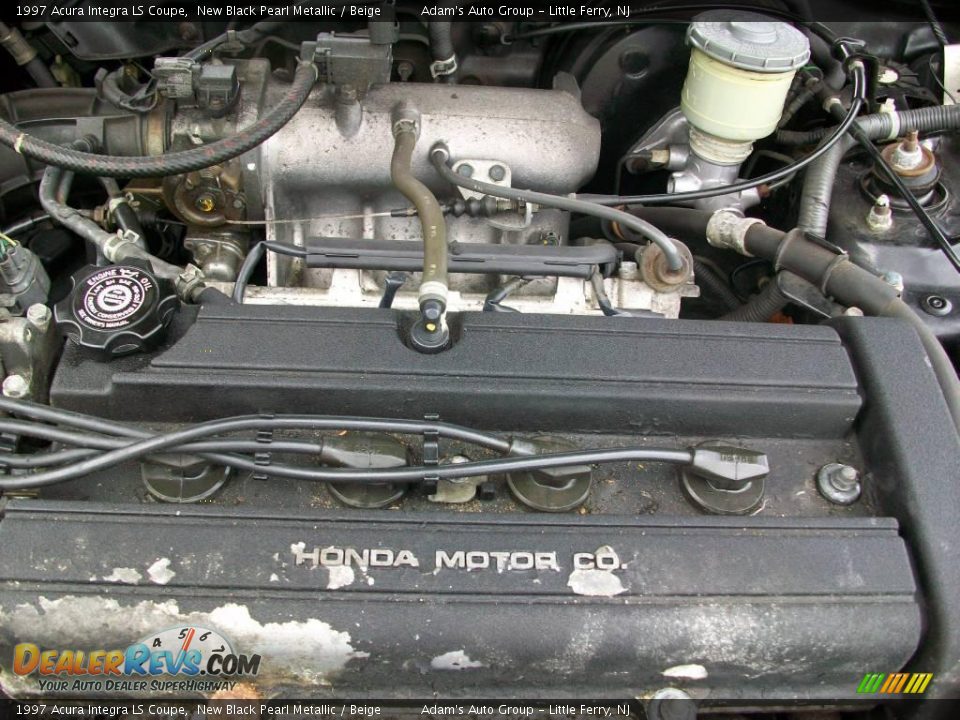1997 Acura Integra LS Coupe New Black Pearl Metallic / Beige Photo #30