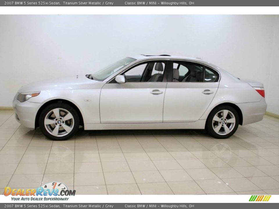 2007 BMW 5 Series 525xi Sedan Titanium Silver Metallic / Grey Photo #4