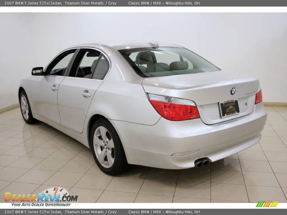 2007 BMW 5 Series 525xi Sedan Titanium Silver Metallic / Grey Photo #5