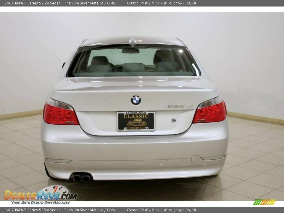 2007 BMW 5 Series 525xi Sedan Titanium Silver Metallic / Grey Photo #6