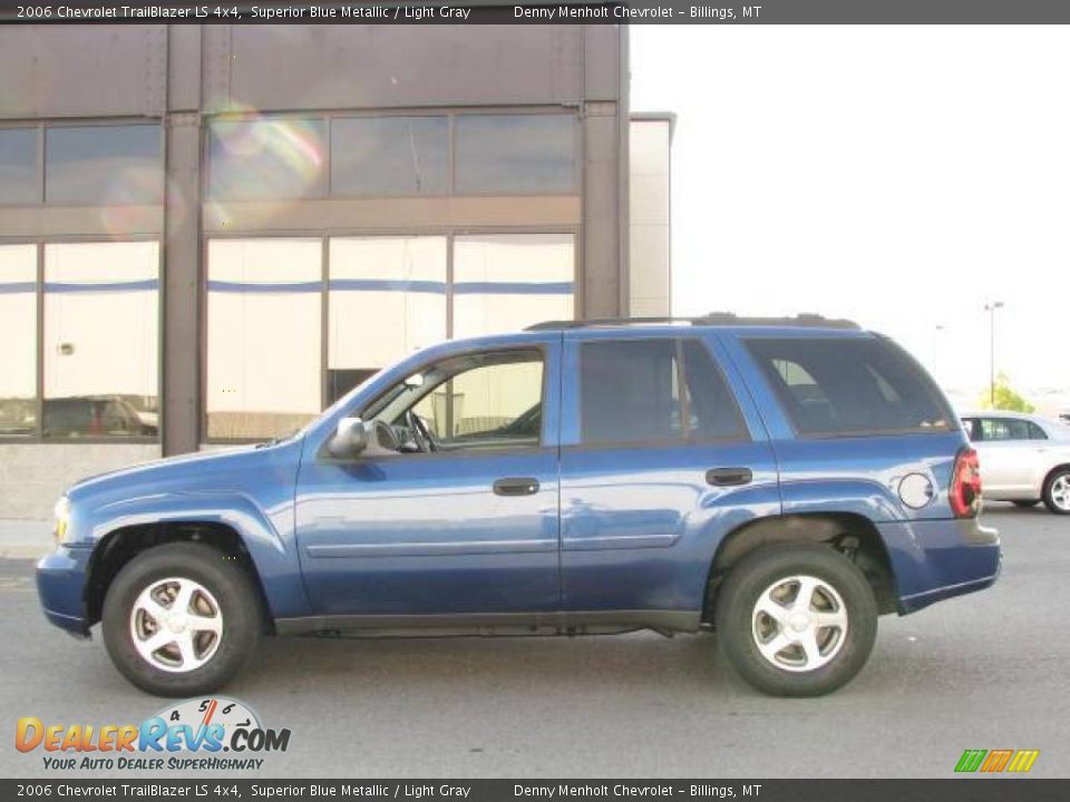 2006 Chevrolet TrailBlazer LS 4x4 Superior Blue Metallic / Light Gray Photo #1