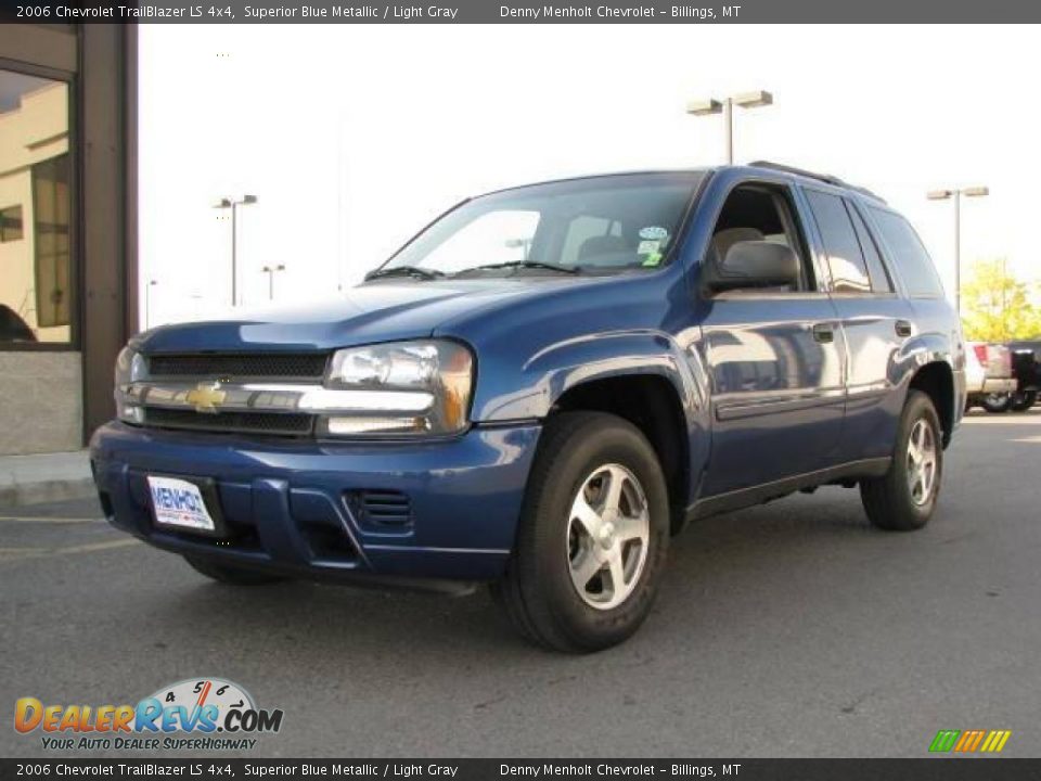 2006 Chevrolet TrailBlazer LS 4x4 Superior Blue Metallic / Light Gray Photo #2