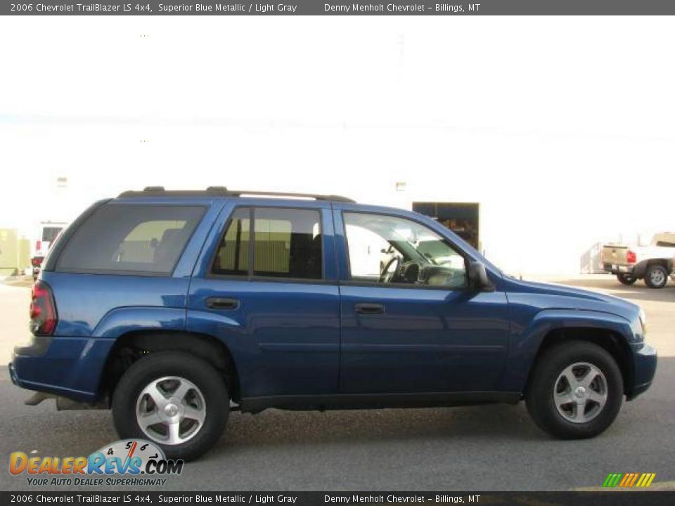 2006 Chevrolet TrailBlazer LS 4x4 Superior Blue Metallic / Light Gray Photo #4