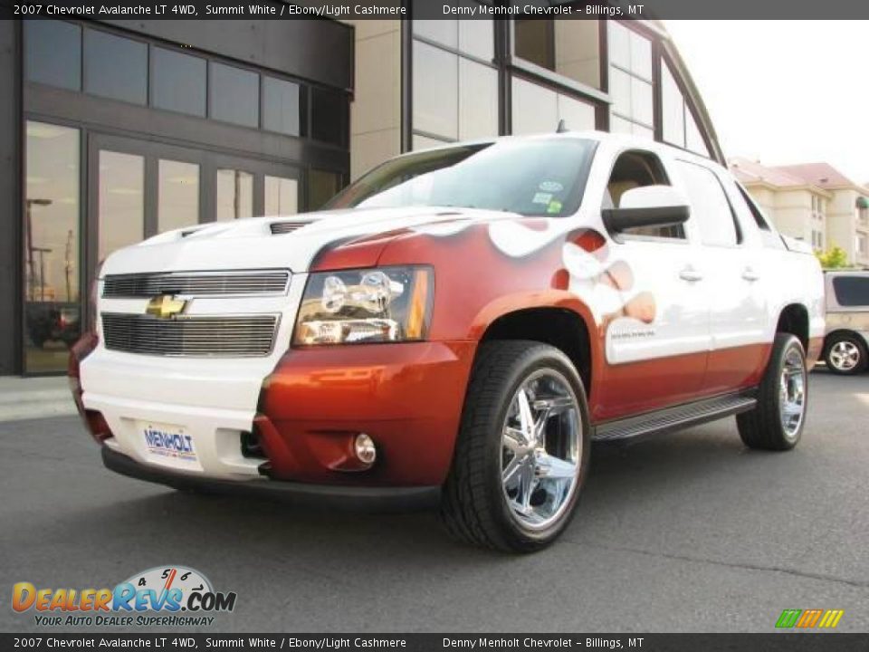 2007 Chevrolet Avalanche LT 4WD Summit White / Ebony/Light Cashmere Photo #2