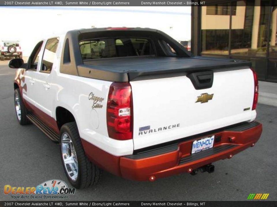 2007 Chevrolet Avalanche LT 4WD Summit White / Ebony/Light Cashmere Photo #10
