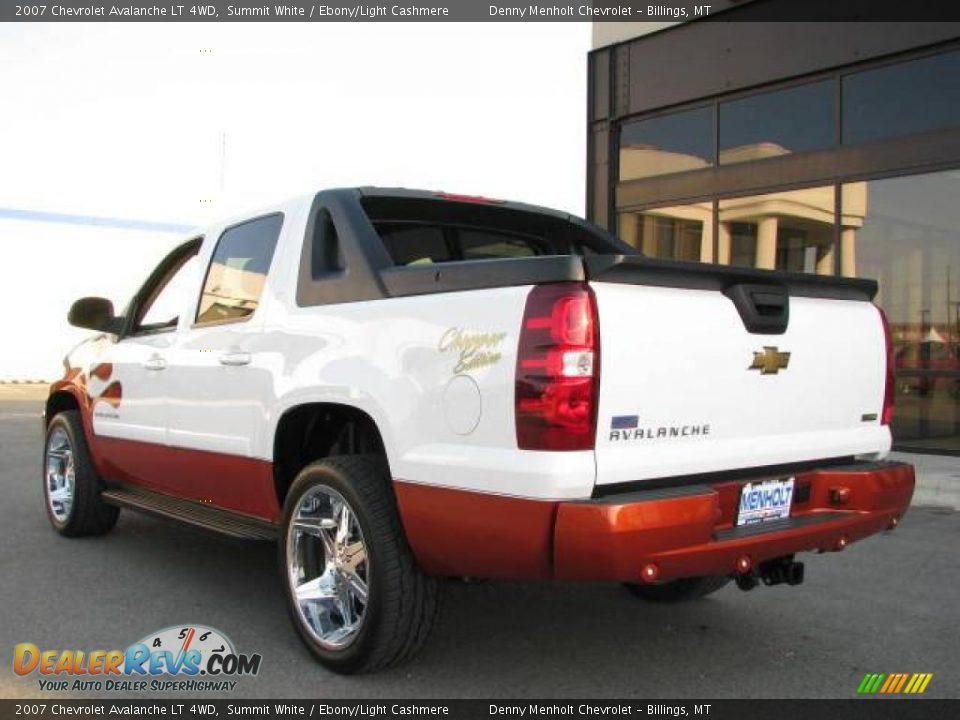 2007 Chevrolet Avalanche LT 4WD Summit White / Ebony/Light Cashmere Photo #11
