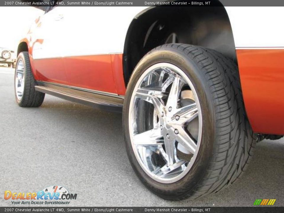 2007 Chevrolet Avalanche LT 4WD Summit White / Ebony/Light Cashmere Photo #12