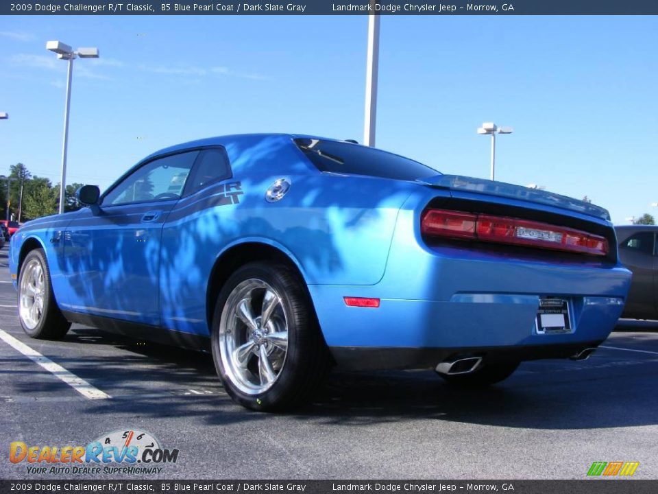 2009 Dodge Challenger R/T Classic B5 Blue Pearl Coat / Dark Slate Gray Photo #2