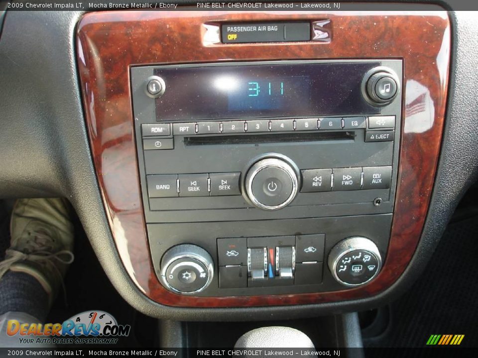 2009 Chevrolet Impala LT Mocha Bronze Metallic / Ebony Photo #13