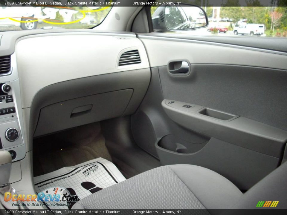 2009 Chevrolet Malibu LT Sedan Black Granite Metallic / Titanium Photo #9