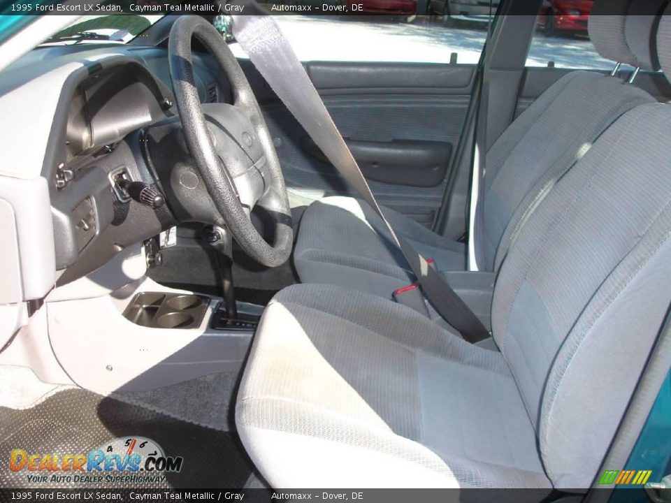 1995 Ford Escort LX Sedan Cayman Teal Metallic / Gray Photo #10