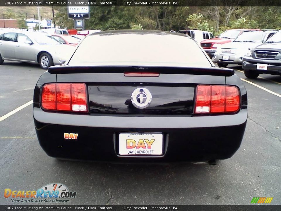 2007 Ford Mustang V6 Premium Coupe Black / Dark Charcoal Photo #6