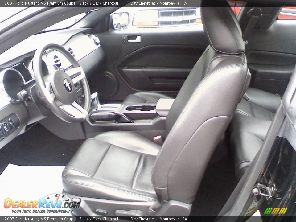 2007 Ford Mustang V6 Premium Coupe Black / Dark Charcoal Photo #7
