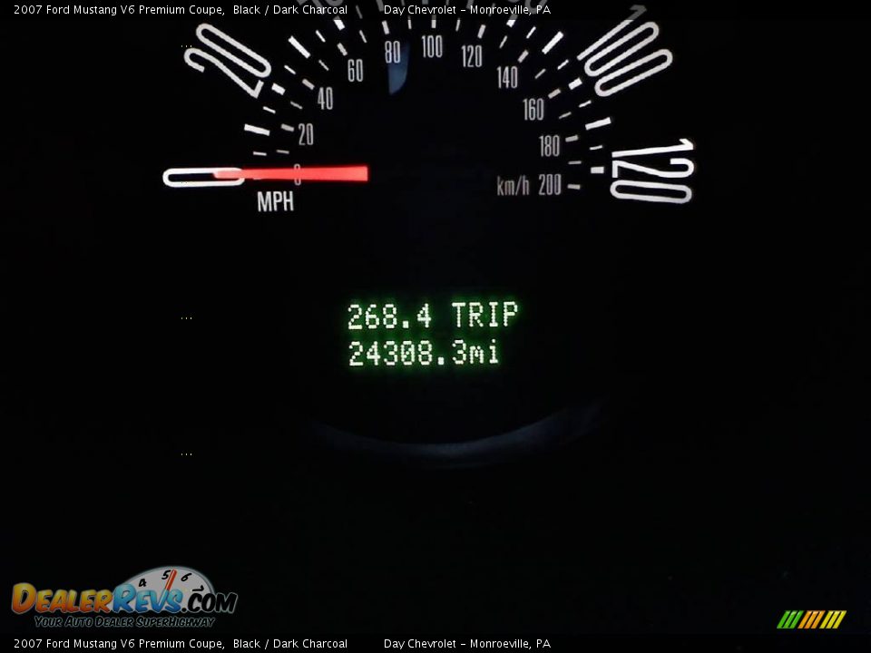 2007 Ford Mustang V6 Premium Coupe Black / Dark Charcoal Photo #16