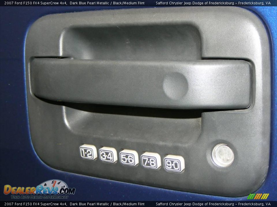 2007 Ford F150 FX4 SuperCrew 4x4 Dark Blue Pearl Metallic / Black/Medium Flint Photo #32