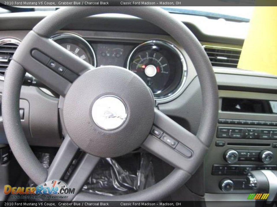 2010 Ford Mustang V6 Coupe Grabber Blue / Charcoal Black Photo #11