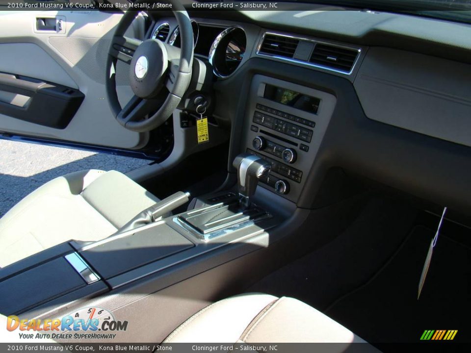 2010 Ford Mustang V6 Coupe Kona Blue Metallic / Stone Photo #10