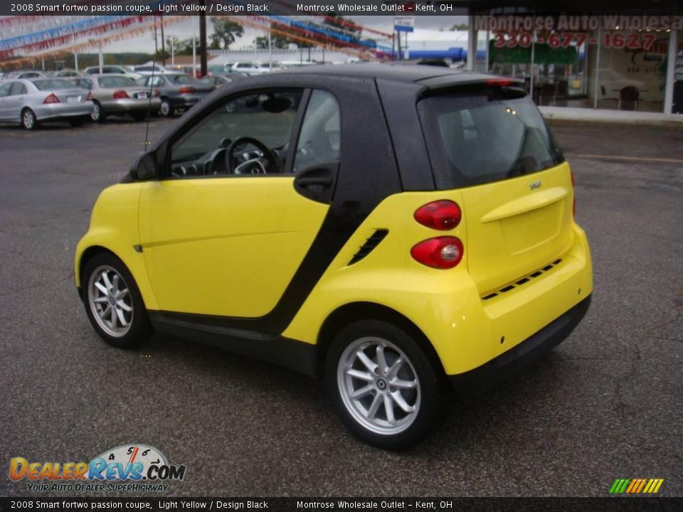 2008 Smart fortwo passion coupe Light Yellow / Design Black Photo #2