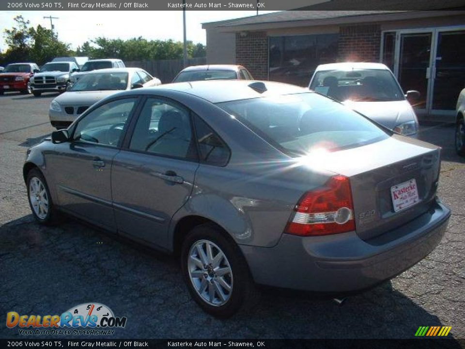 2006 Volvo S40 T5 Flint Gray Metallic / Off Black Photo #4