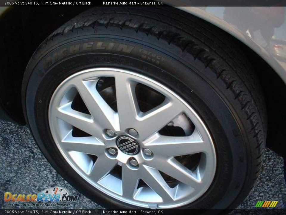 2006 Volvo S40 T5 Flint Gray Metallic / Off Black Photo #5