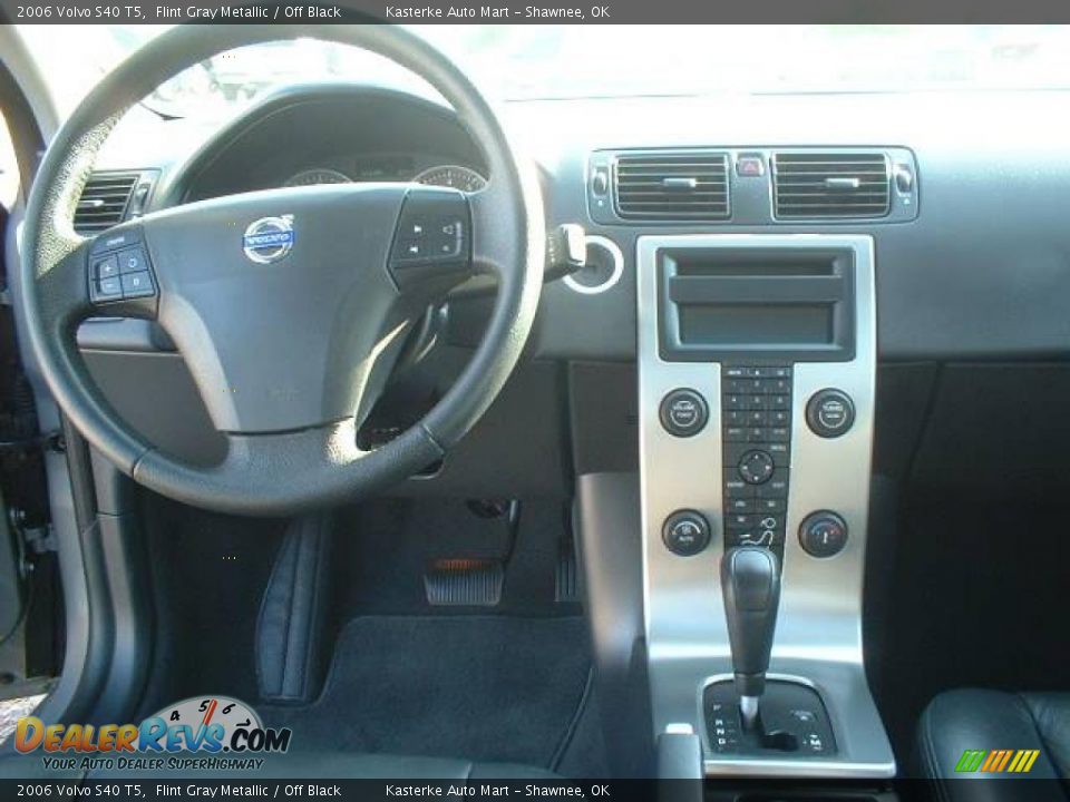 2006 Volvo S40 T5 Flint Gray Metallic / Off Black Photo #9