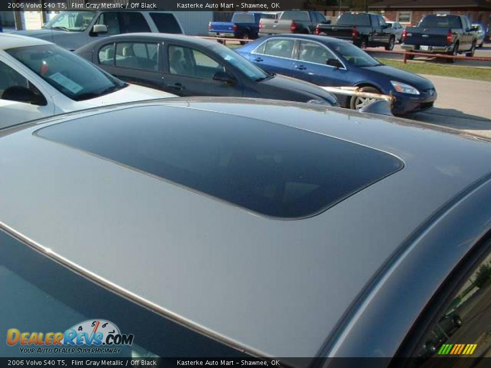 2006 Volvo S40 T5 Flint Gray Metallic / Off Black Photo #10