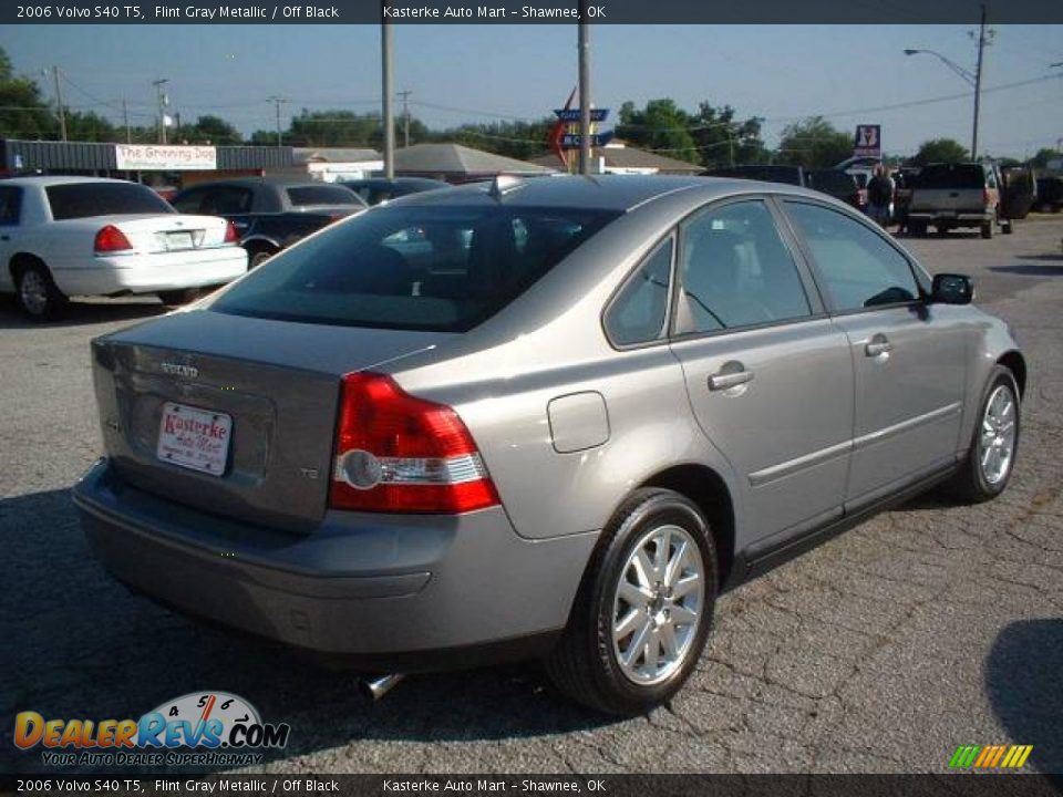 2006 Volvo S40 T5 Flint Gray Metallic / Off Black Photo #11