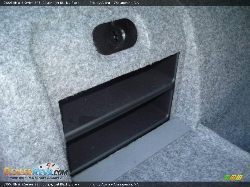 2006 BMW 3 Series 325i Coupe Jet Black / Black Photo #29