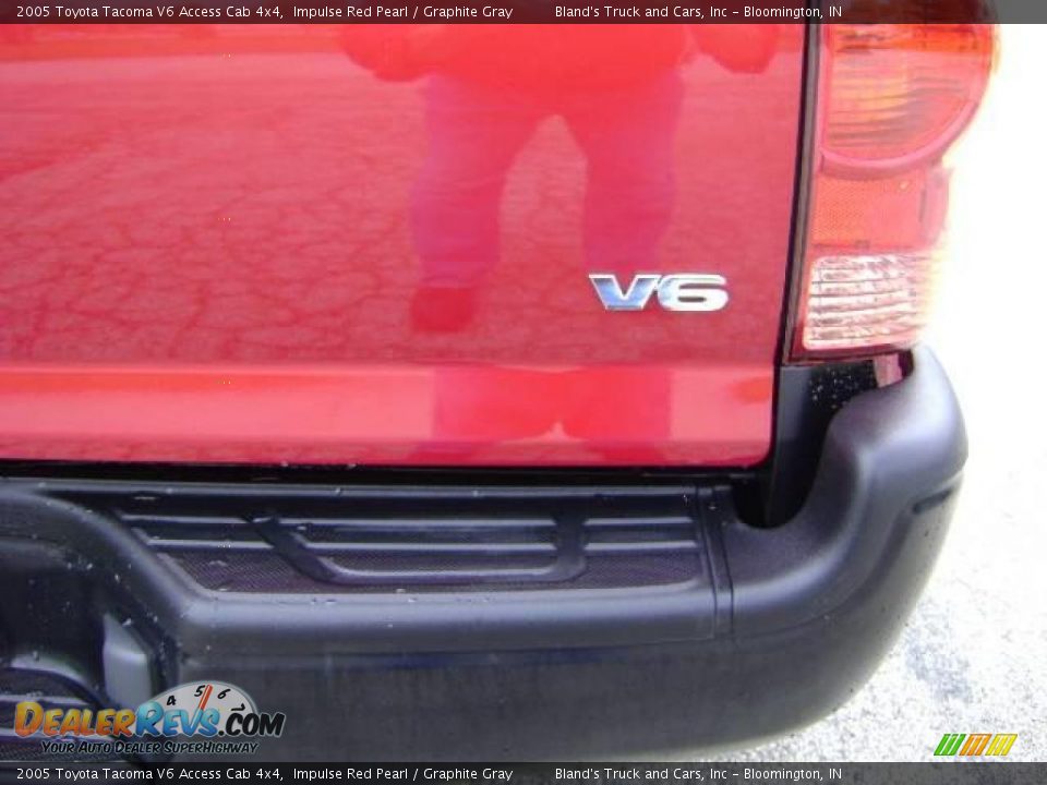 2005 Toyota Tacoma V6 Access Cab 4x4 Impulse Red Pearl / Graphite Gray Photo #6