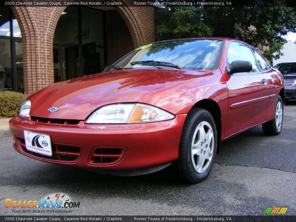 2000 Chevrolet Cavalier Coupe Cayenne Red Metallic / Graphite Photo #1