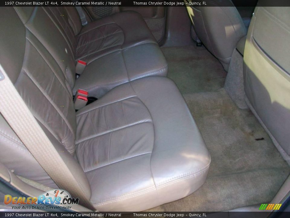 1997 Chevrolet Blazer LT 4x4 Smokey Caramel Metallic / Neutral Photo #14
