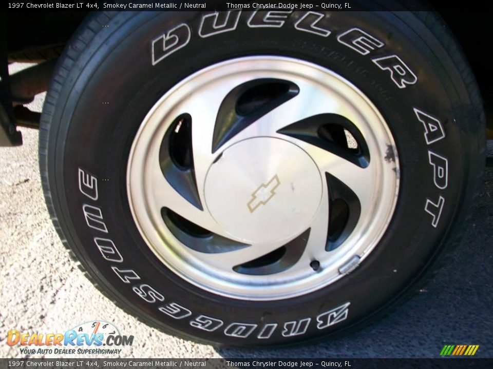 1997 Chevrolet Blazer LT 4x4 Smokey Caramel Metallic / Neutral Photo #18