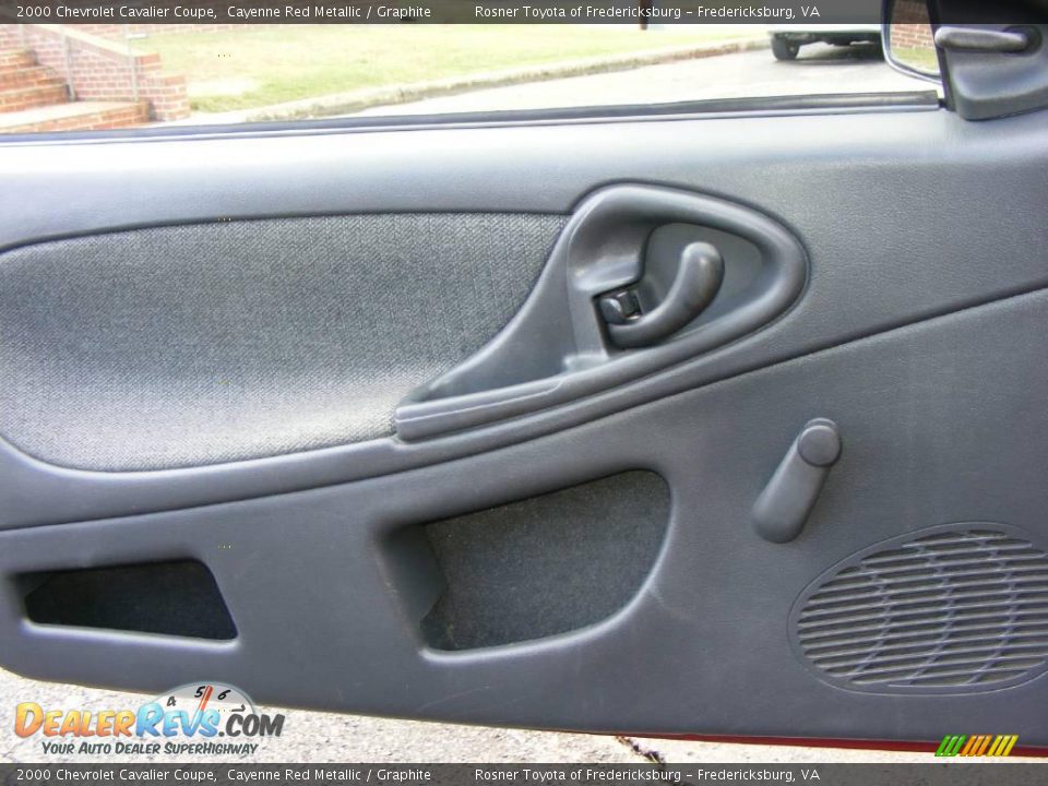 2000 Chevrolet Cavalier Coupe Cayenne Red Metallic / Graphite Photo #13